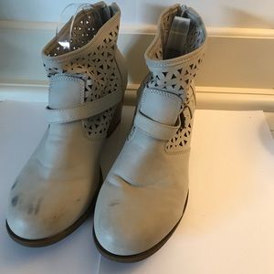 Sonoma brand size 9 boots